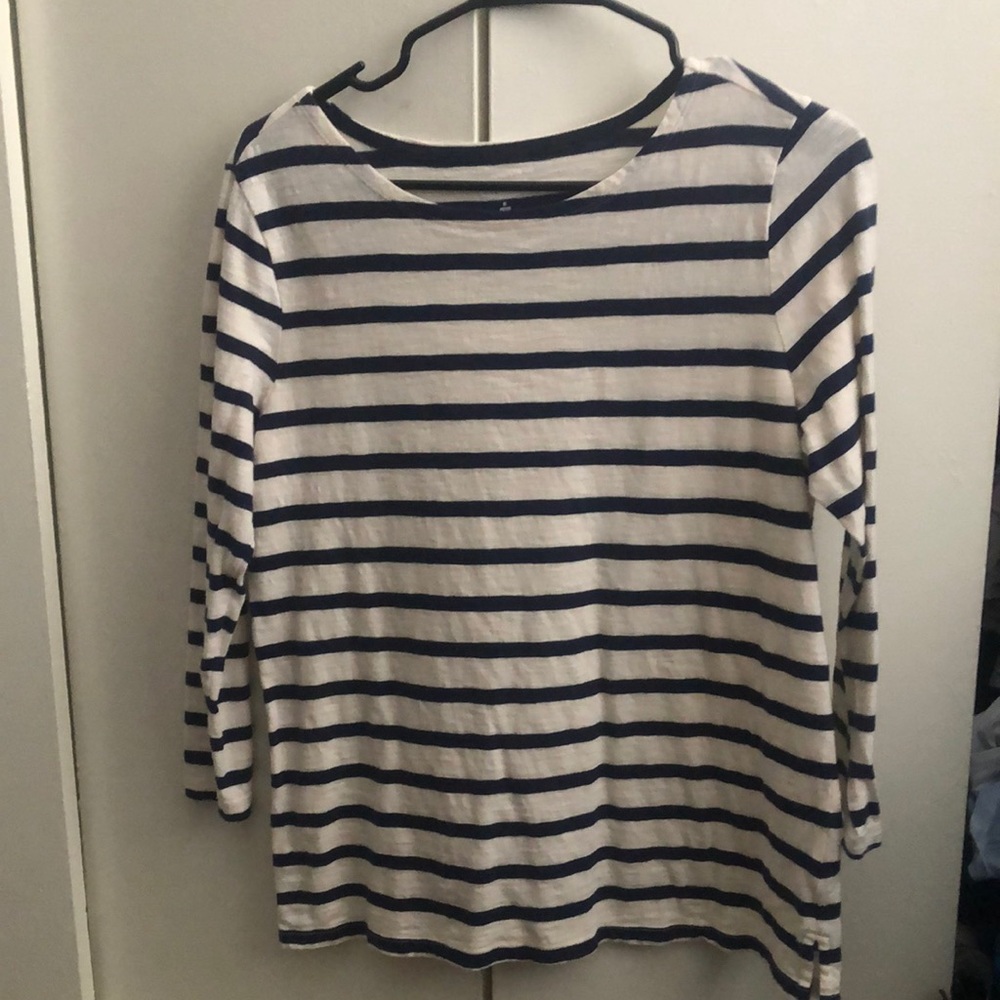 Old navy striped long sleeve shirt